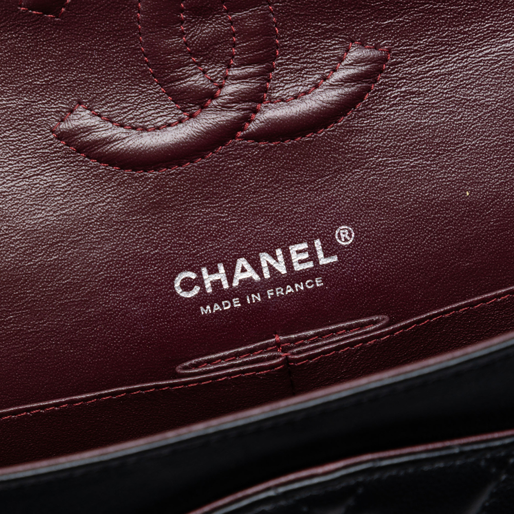 Pre-Loved Chanel Medium Classic Lambskin Double Flap - Picture 5 of 7